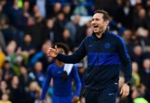 Sinking Chelsea grabs late winner against Fulham