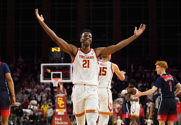 LOS ANGELES, CA - FEBRUARY 27: Onyeka Okongwu #21 of the USC Trojans acknowledges the crowd after defeating the Arizona Wildcats 57-48 at Galen Center on February 27, 2020 in Los Angeles, California. (Photo by Jayne Kamin-Oncea/Getty Images)