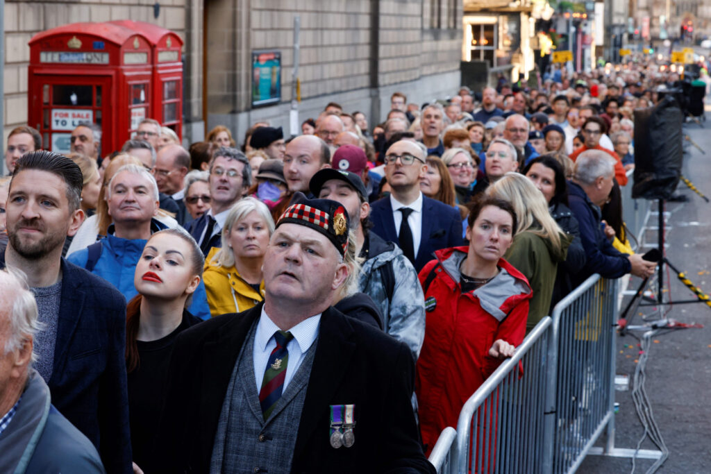 The queue to see Queen Elizabeth II's coffin lying-in-state reached up to five miles at times ©Getty Images