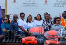 Stanbic Bank Donates GHS400,000 Relief Items To Flood And Fire Victims