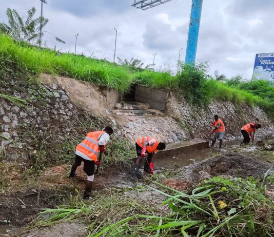 NADMO, Zoomlion Launch Multi-Site Drain Clearing Exercise To Curb Flooding In Greater Accra