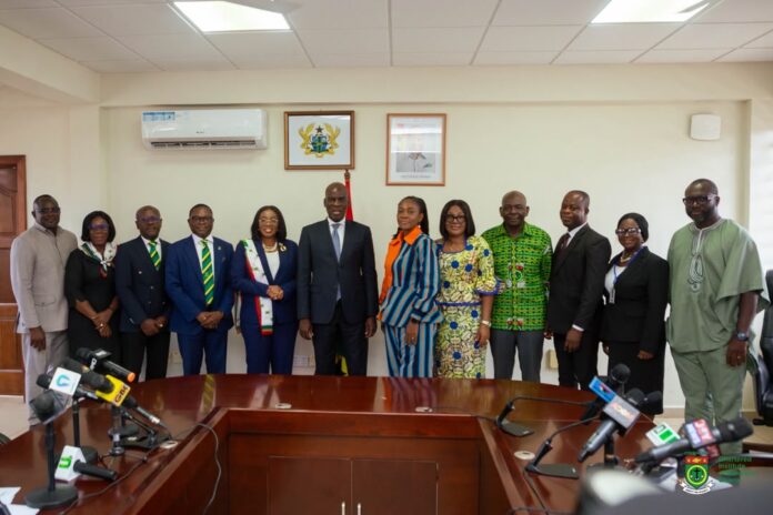 Chartered Institute of Bankers, Ghana’s new Governing Council Chartered Institute of Bankers, Ghana’s new Governing Council